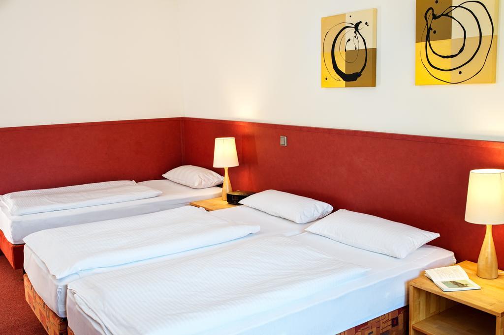 Essentis Ecohotel Берлин Екстериор снимка