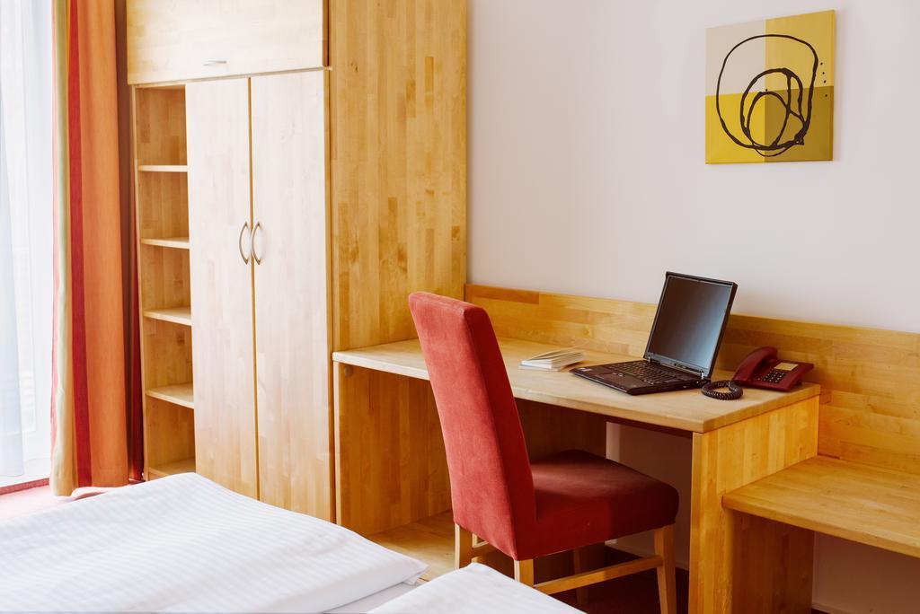 Essentis Ecohotel Берлин Екстериор снимка