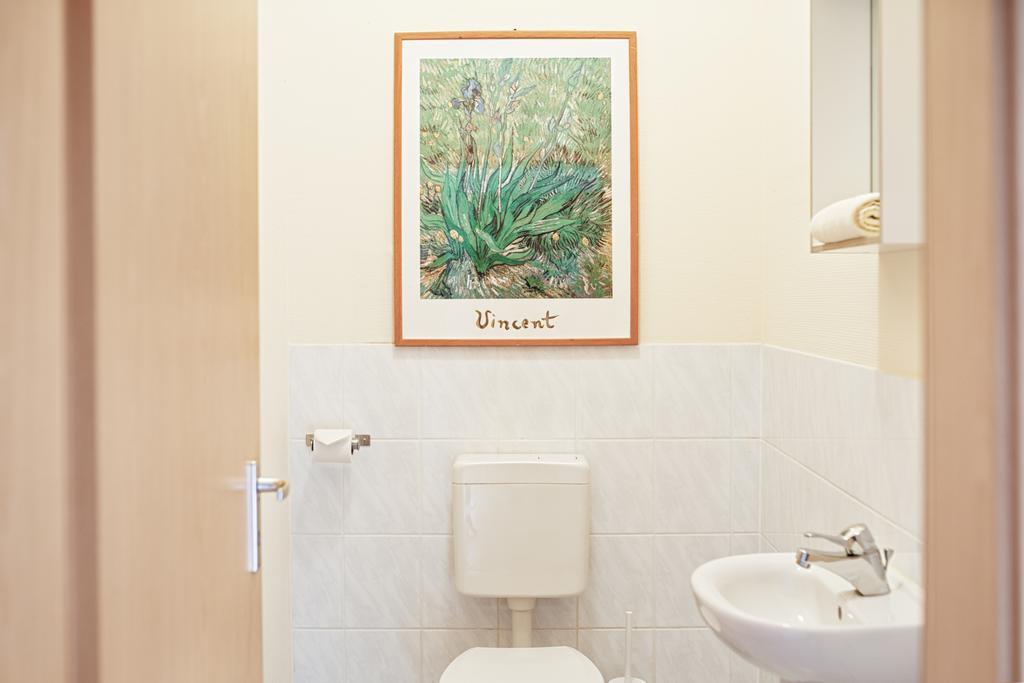 Essentis Ecohotel Берлин Екстериор снимка